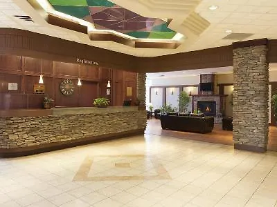 Days Inn By Wyndham Calgary South 3*,
