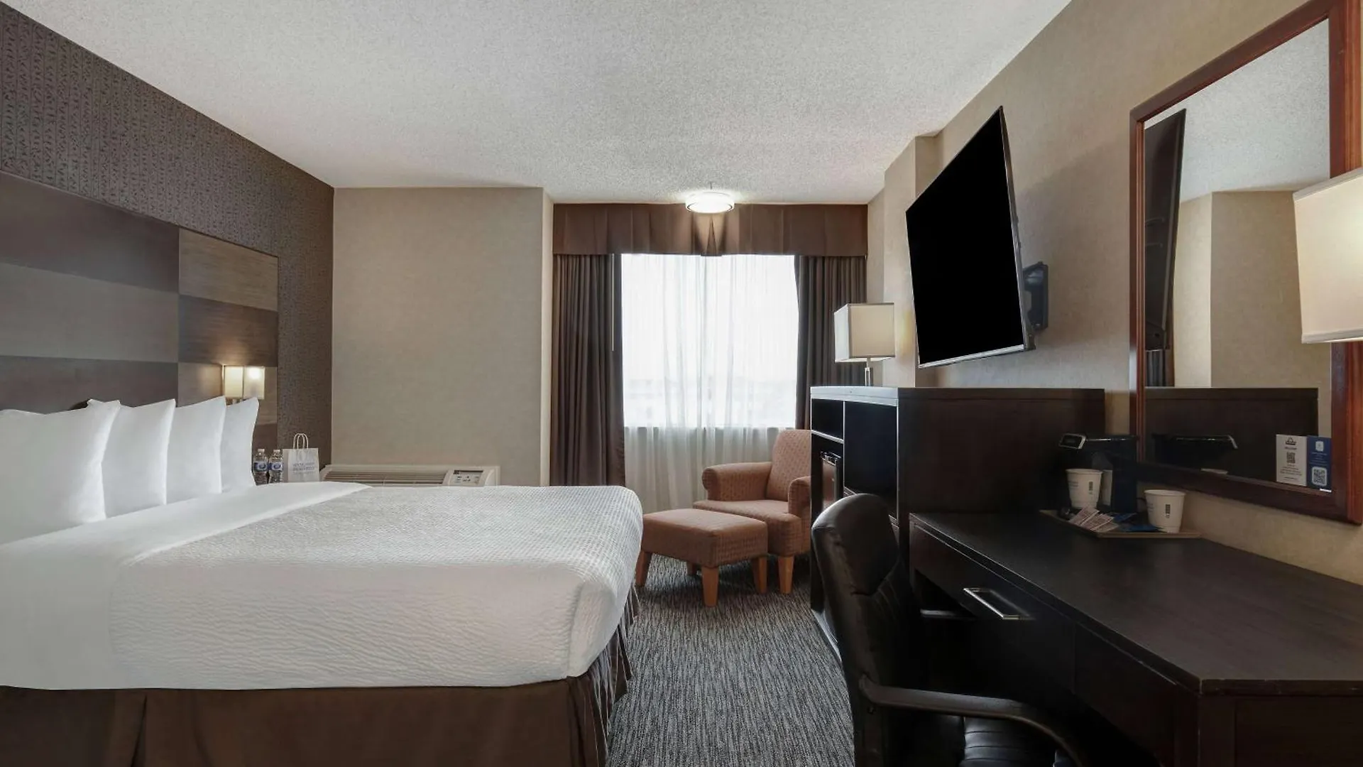 Hotel Days Inn By Wyndham Calgary South