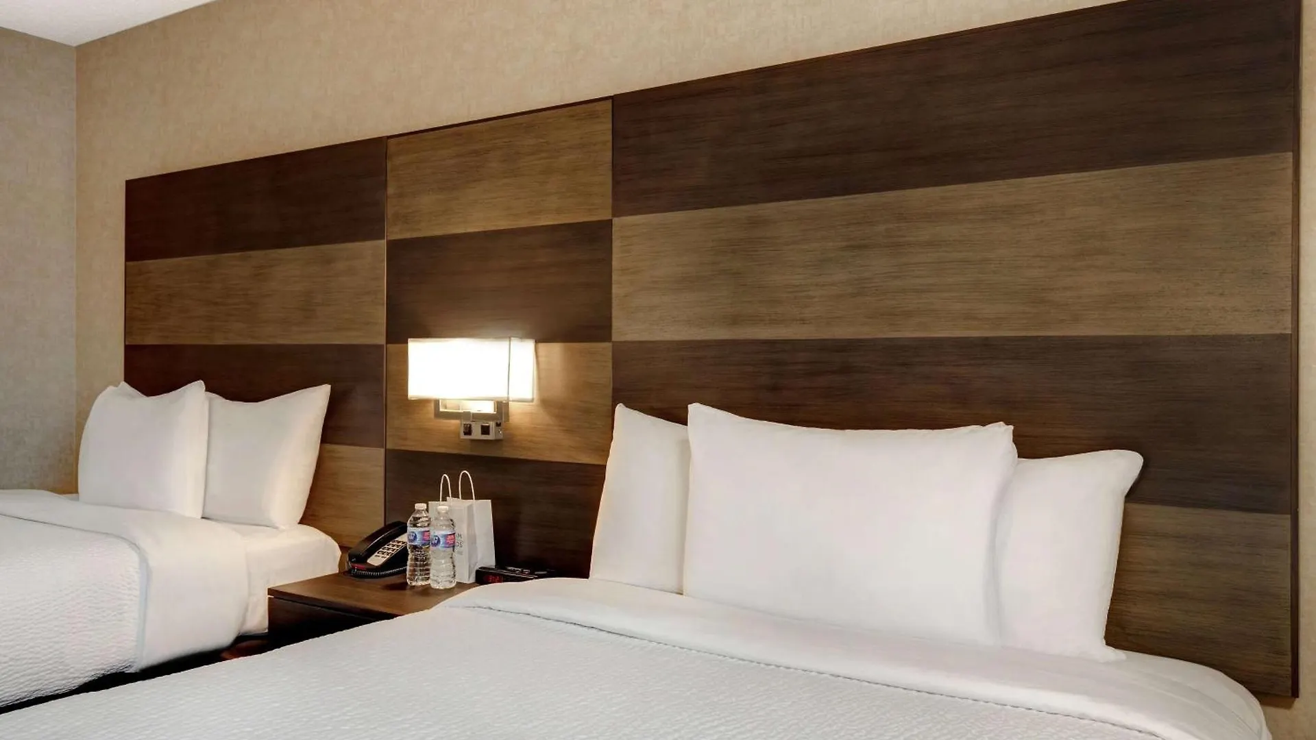 Days Inn By Wyndham Calgary South